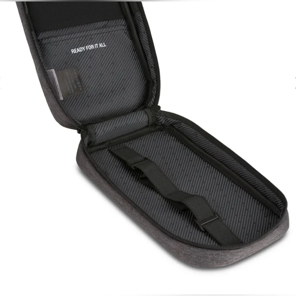 SWISS GEAR - The Vertical Fully Lined Hanging Toiletry Bag - Dark Gray. NWT